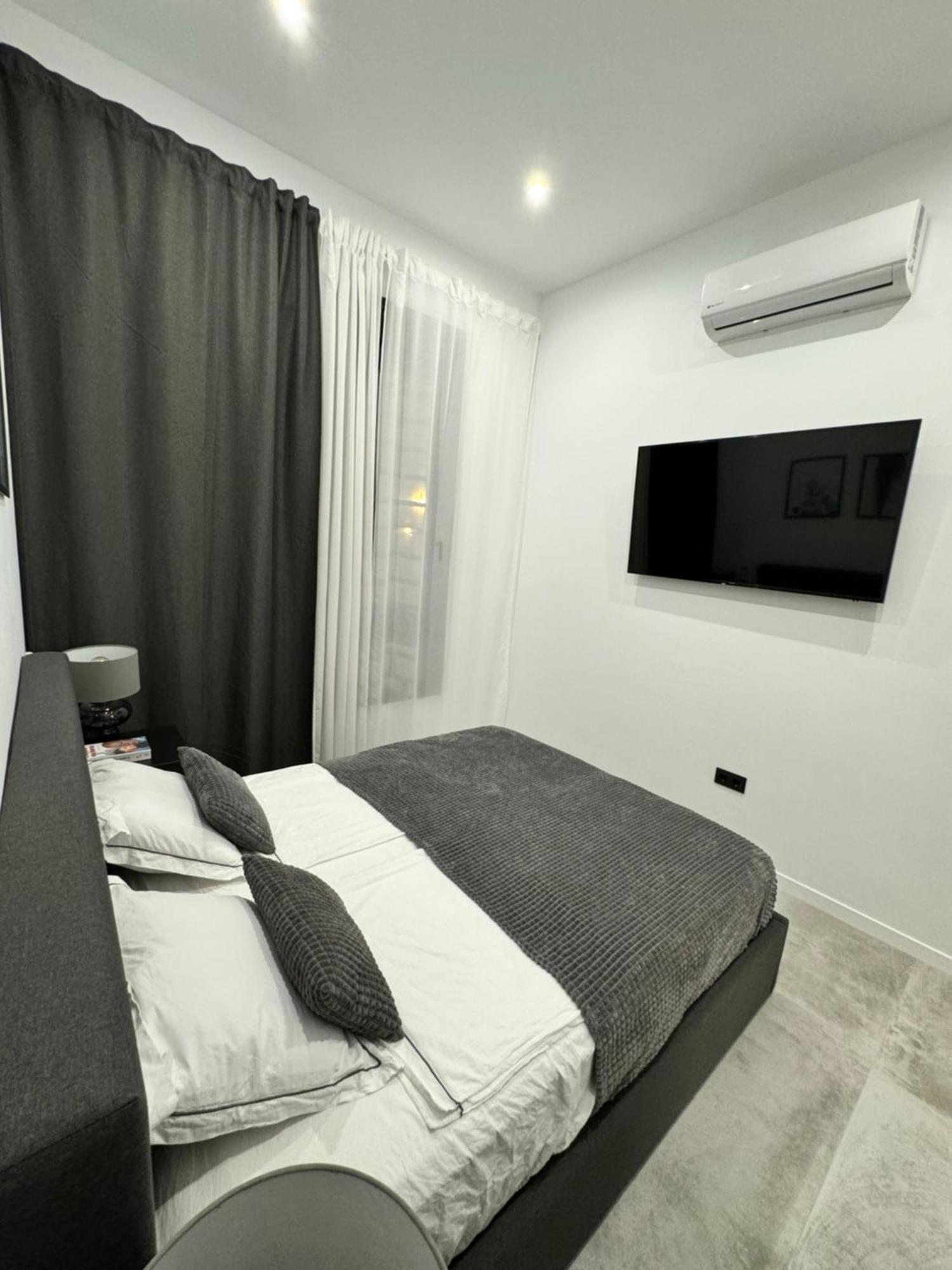 Bonita B5 Apartment Fuengirola Bagian luar foto